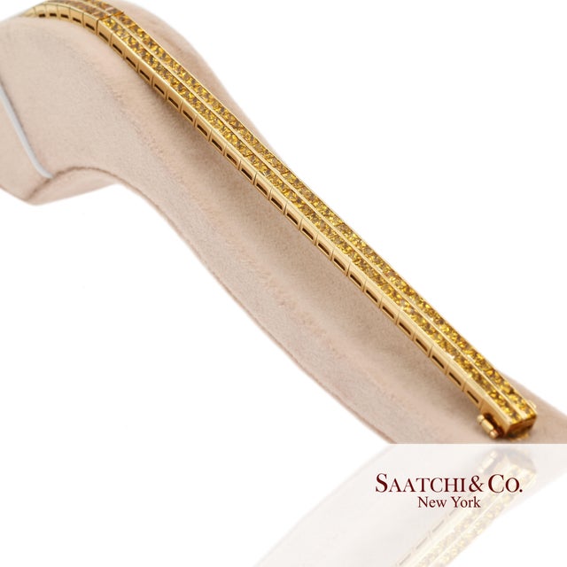 12.50 Ct Natural Yellow Sapphire Princess Cut Bracelet in 18k Yellow Gold For Sale In New York - Image 6 of 13