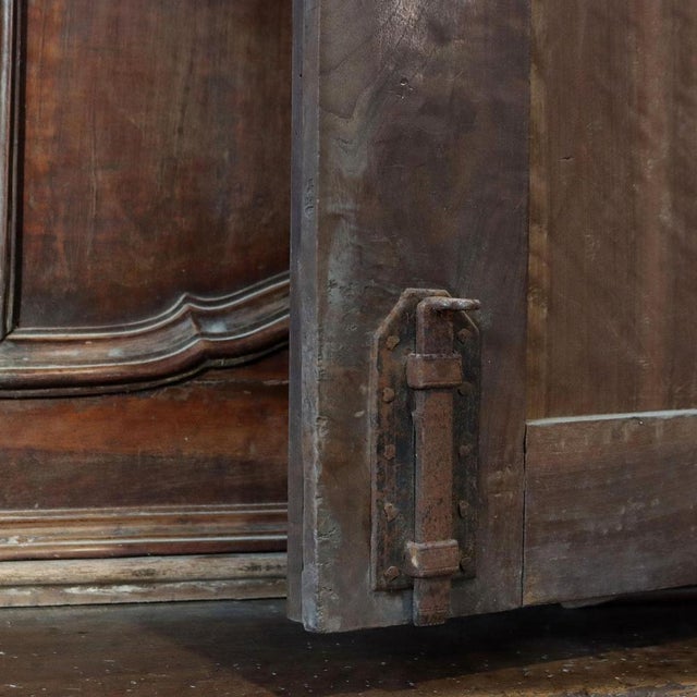 Antique Italian Sideboard in Walnut For Sale - Image 11 of 16