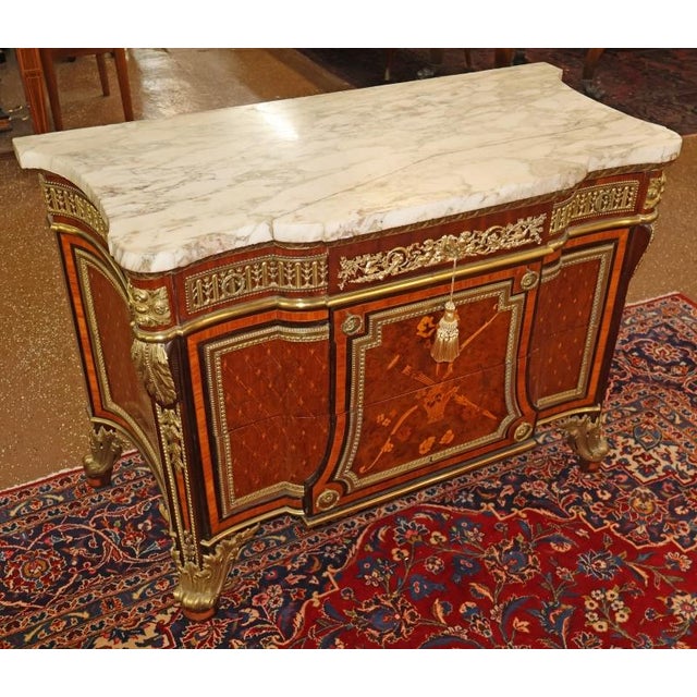 French 19th Century French Bronze Mount Inlaid Acajou Mouchete Riesener Style Commode For Sale - Image 3 of 16