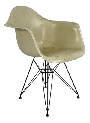 Parchment White Fibreglass DAR Chair by Charles and Ray Eames for Herman Miller, 1950s