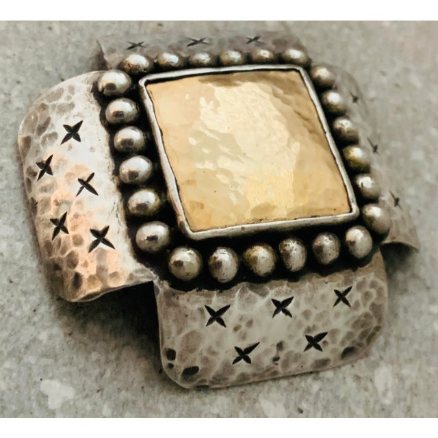 American 1980’s Dian Malouf Oxidized Sterling & 14k Gold Hammered ‘Signature’ Cross Pin/Brooch, With Beaded Silver Frame & Incised Cross Pattern For Sale - Image 3 of 12