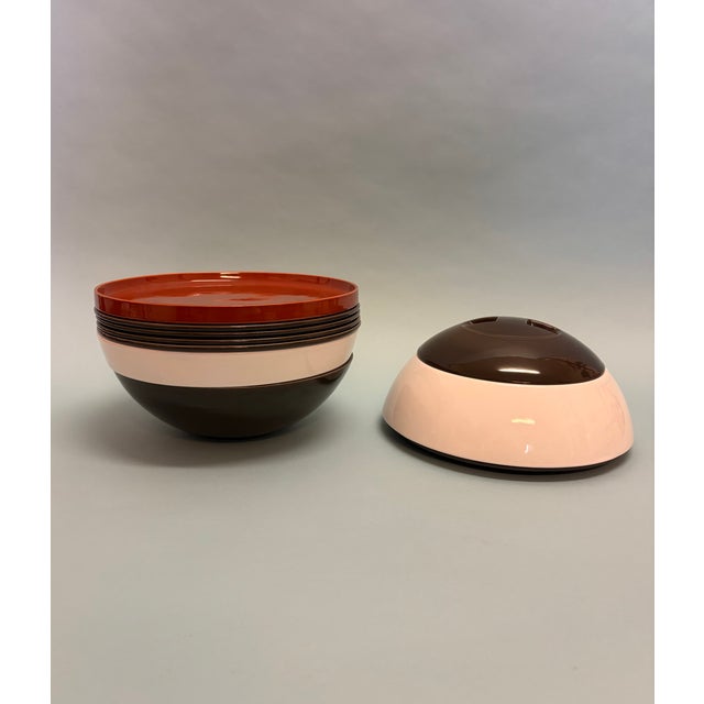 Dinner service consisting of: 4 plates, each ø 26 cm, 4 small bowls, each ø 16 cm, 4 soup plates, each ø 21 cm, 2 soup...