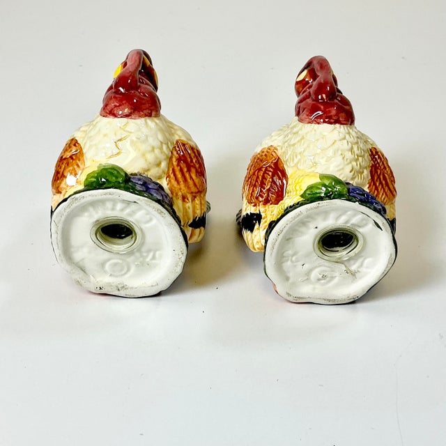 1960s Mid-Century Americana Boho Chic Thanksgiving Colorful Turkey Salt and Pepper Shakers - A Pair For Sale - Image 11 of 11