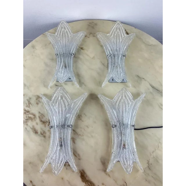 Set 4 Murano glass wall lights, made in Italy, 90s Intact and in excellent condition, they have the metal structure. Found...