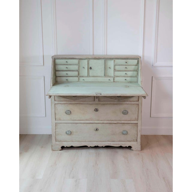 Swedish Gustavian Slant-Front Secretary in Original Cream Paint, 19th Century For Sale - Image 12 of 15