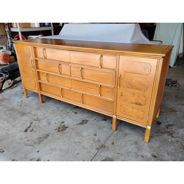 Mid 20th Century Thomasville Tamerlane Burlwood Dresser Credenza Sideboard Bedroom Furniture For Sale - Image 14 of 14