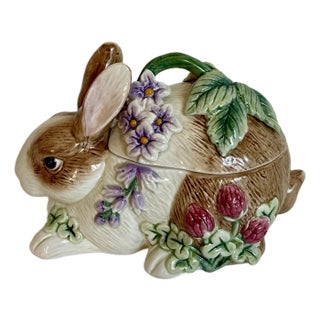 Vintage Fitz and Floyd Figurative Bunny Rabbit Lidded Ceramic Dish For Sale