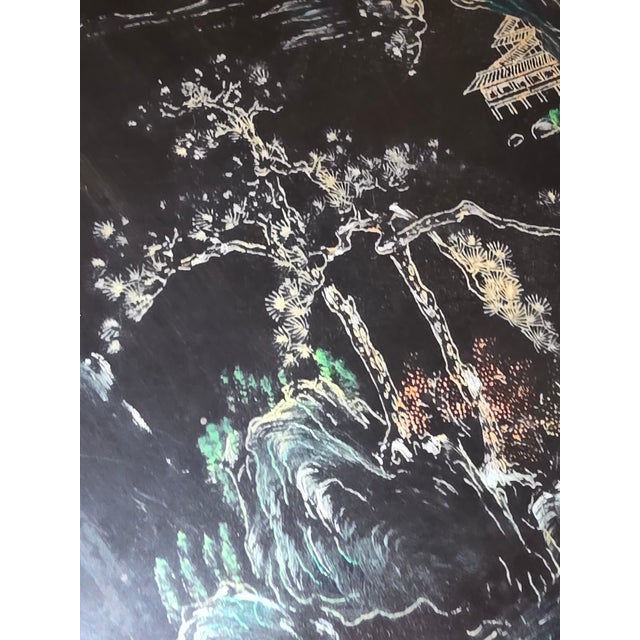 Japanese Early 20th Century Japanese Lacquered Storage Box For Sale - Image 3 of 17