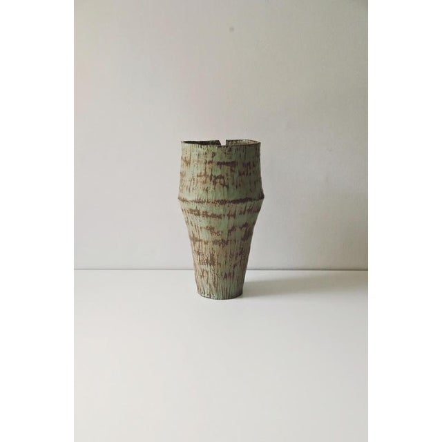 In Bloom IV Ceramic Vase by Antonia Maria One of a Kind. Dimensions: Ø 18 x H 37 cm. Materials: Ceramic, grey clay,...