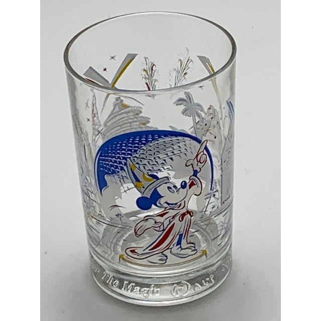 Add a touch of Disney magic to your collection with these 1996 Commemorative glasses! These glasses are in excellent...