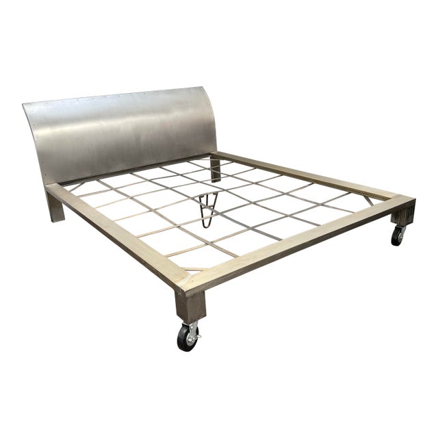 Queen Size Industrial Steel Bed Frame For Sale
