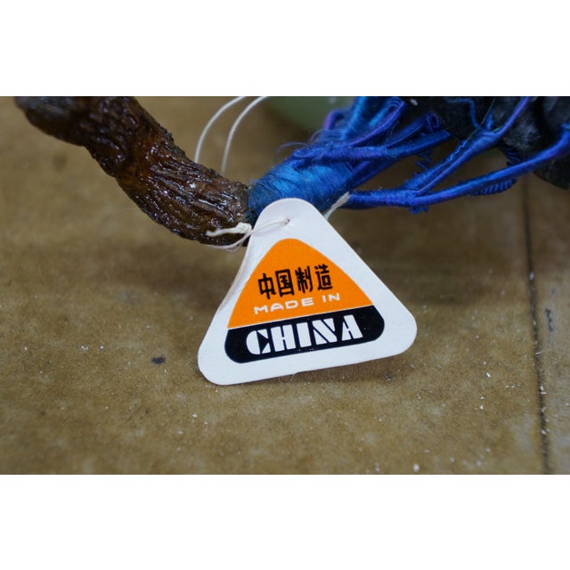 Pair Mid Century Chinoiserie Green Jade Grape Cluster Sculptures Leaves Vine For Sale - Image 12 of 12