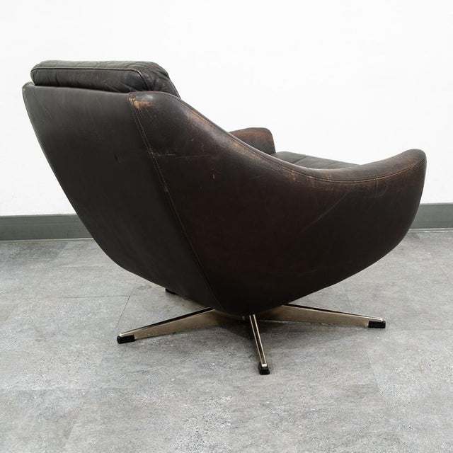 Mid Century Danish Modern Lounge Chairs Swivel Brown Leather Armchair Vintage For Sale In Sacramento - Image 6 of 12