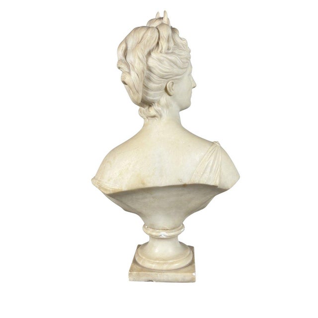 White marble sculpture, bust of Diana after Jean-Antoine Houdon (1741-1828) For Sale - Image 4 of 5