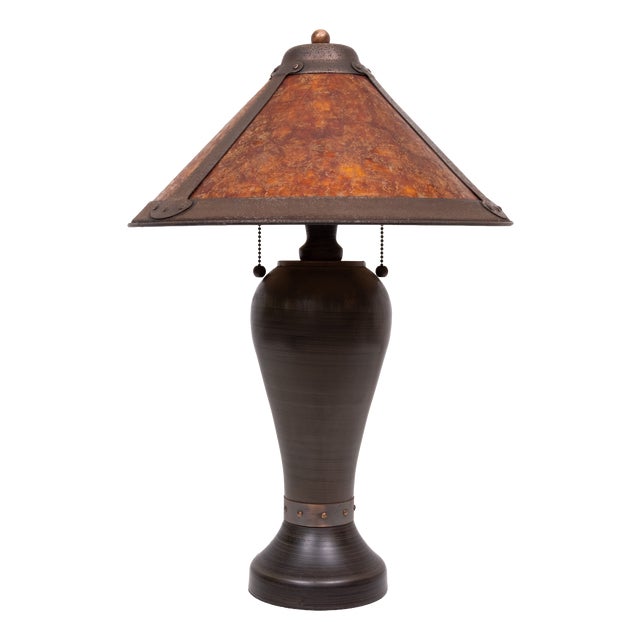 20th Century Arts & Crafts Copper & Mica Table Lamp in the style of Dirk van Erp For Sale