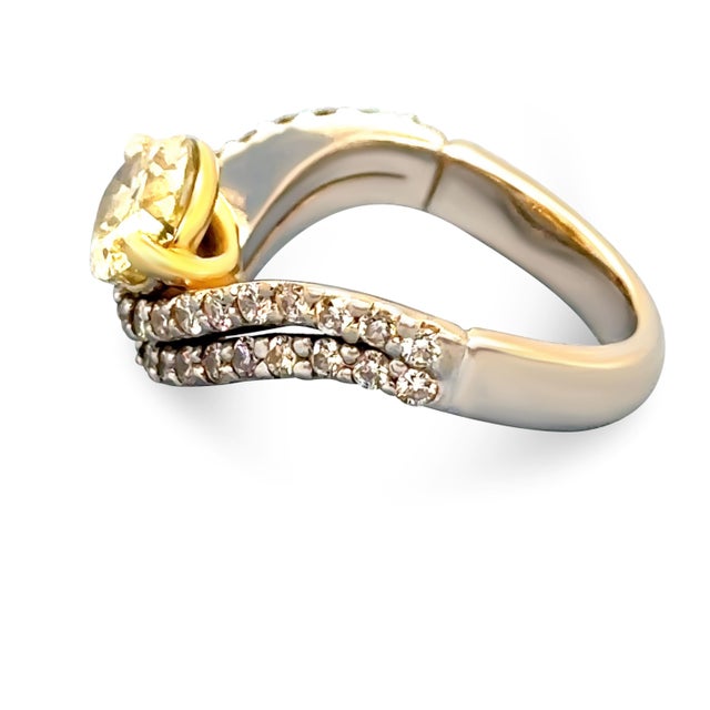 2000 - 2009 Argyle Diamonds 18ct White & Yellow Gold Diamond Ring Set 2.34ct, Size 5.75 For Sale - Image 5 of 15