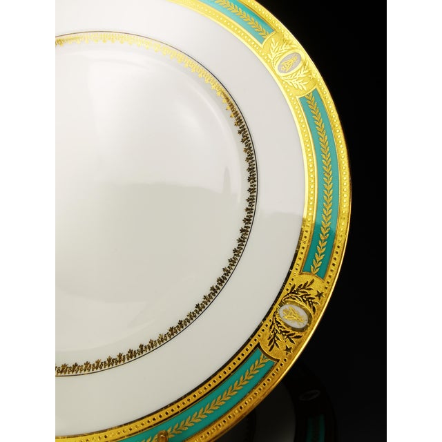 The Bees Dinner Plates from Haviland & Parlon, 2010s, Set of 8 For Sale - Image 4 of 8