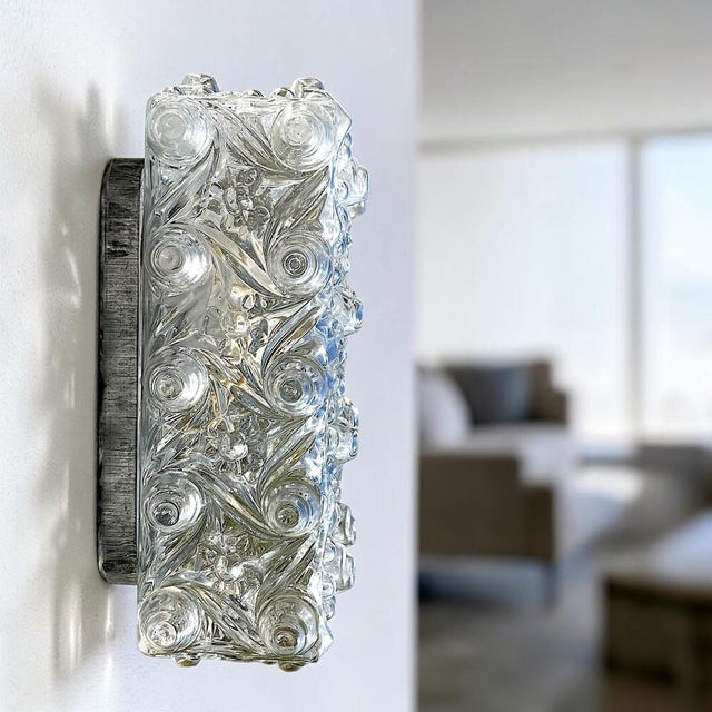 Rectangular Clear Bubble Glass Wall Light, 1970s For Sale - Image 12 of 12