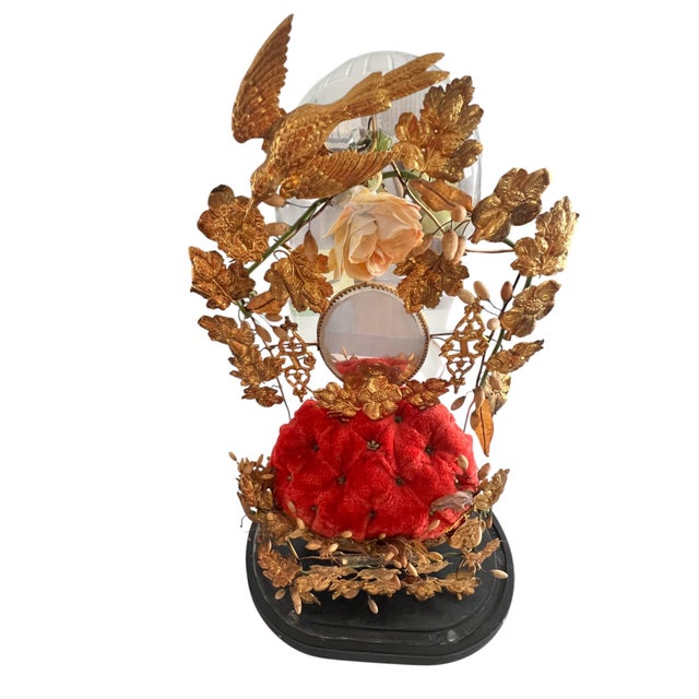 19th-C.French Victorian Bridal Wedding Glass Cloche For Sale - Image 10 of 16