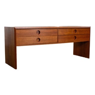 Mid to Late 20th Century Scandinavian Modern Teak Low Chest Style of Kai Kristiansen For Sale