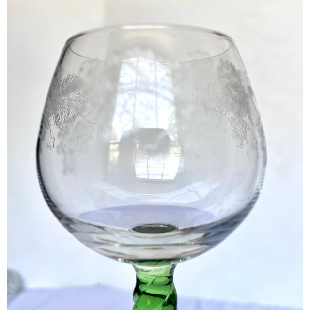 1960s Mid-Century Modern Etched Grapevine Rhine Wine Glasses - Set of 8 Harlequin For Sale - Image 14 of 17