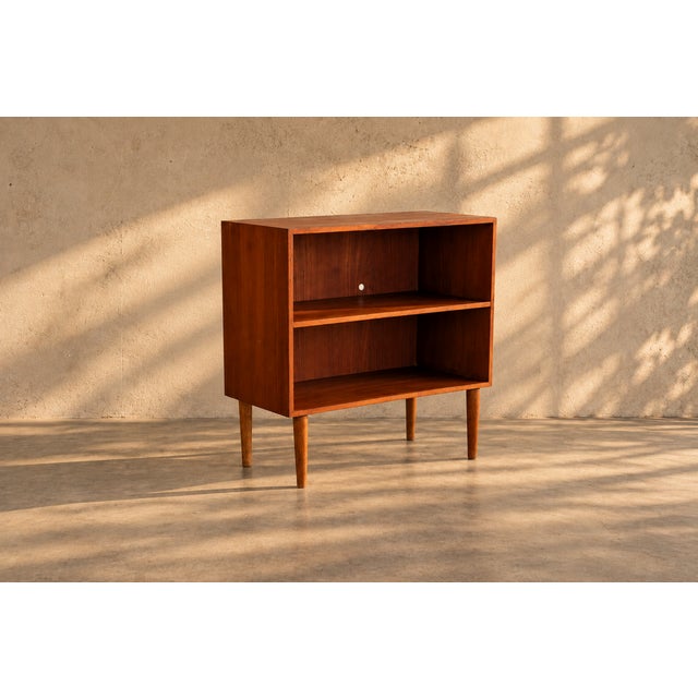 Vintage Danish Small Bookcase, 1960s For Sale - Image 6 of 6