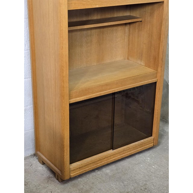 Living Room Bookcase by Guillerme & Chambron for Votre Maison, 1960s For Sale - Image 9 of 15