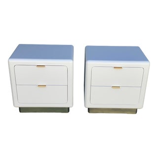 Steve Chase White Lacquer and Brass Nightstands - a Pair For Sale