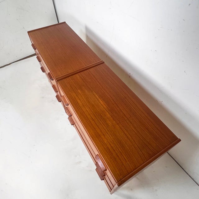 Brown C. 1960s Carl Aage Skov for Munch Mobelfabrik Teak Three Drawer Chests - A Pair For Sale - Image 8 of 15