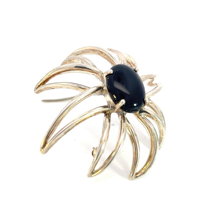 Traditional 1990s Tiffany & Co Estate Large Onyx Flower Brooch Sterling Silver For Sale - Image 3 of 8