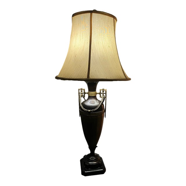 Vintage Speer Collectibles 1919 Neoclassical Trophy Urn Table Lamp, Brass/Bronze. For Sale