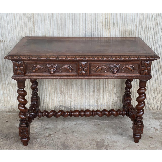 Spanish 19th Spanish Walnut Desk With Two Drawers and Solomonic Turning Legs For Sale - Image 3 of 13