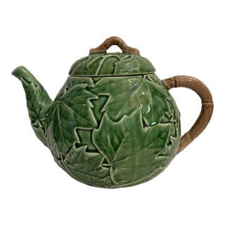 1980’s Bordallo Pinhiero Majolica Maple Leaf Teapot For Sale