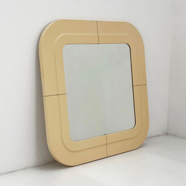 White Space Age Mirror by Anna Castelli for Kartell, 1970s For Sale - Image 8 of 8