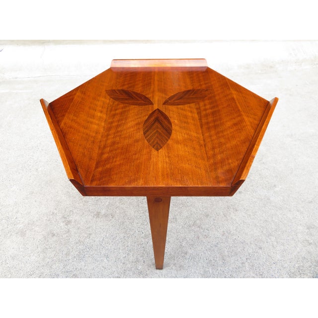 Brown Mid Century Modern Lane Altavista Walnut Hexagon 3 Leg Side Table W/ Inlay For Sale - Image 8 of 15