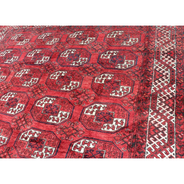 Mid 20th Century Hand-Knotted Vintage Turkomen Ersari Rug in Wool With Repeating Gul Design For Sale - Image 10 of 12