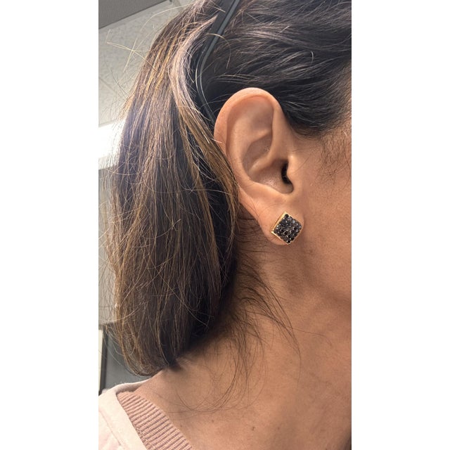 2020s Roshe Jewels Diamond Studs, 1.38 Carat Black Diamond Yellow Gold Earring Studs, A Pair For Sale - Image 5 of 9