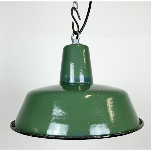 Small Industrial Green Enamel Pendant Lamp, 1960s For Sale - Image 6 of 16