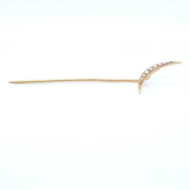 Mid 20th Century Vintage Antique 14k Gold & Seed Pearl Crescent Moon Stick Pin For Sale - Image 5 of 8