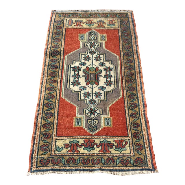 Vintage Hand Knotted Mini Rug - 21" X 39" For Sale