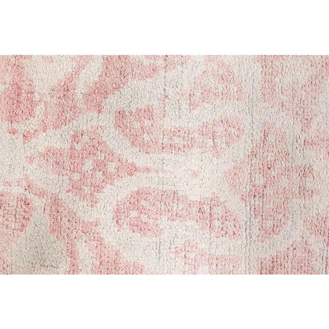 Authentic Indian Cotton Agra Rug For Sale In New York - Image 6 of 11