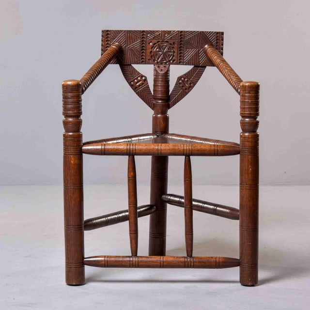 19th Century Welsh or English Folk Art Oak Corner Armchair For Sale In Detroit - Image 6 of 11