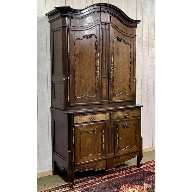 Antique Cabinet in Oak and Chestnut, 1700s For Sale - Image 12 of 18