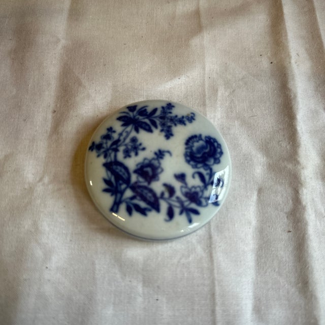 1970s 1970s Small Ceramic Chinoiserie Blue and White Dish With Matching Lid For Sale - Image 5 of 5