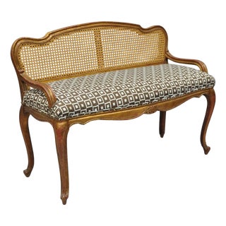 Vintage French Louis XV Style Distressed Gold Gilt Cane Back Vanity Bench Seat For Sale