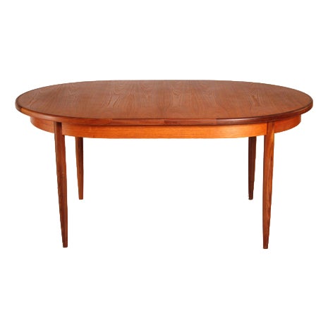 Mid-Century Fresco Oval Extendable Dining Table in Teak from G-Plan, 1960s For Sale