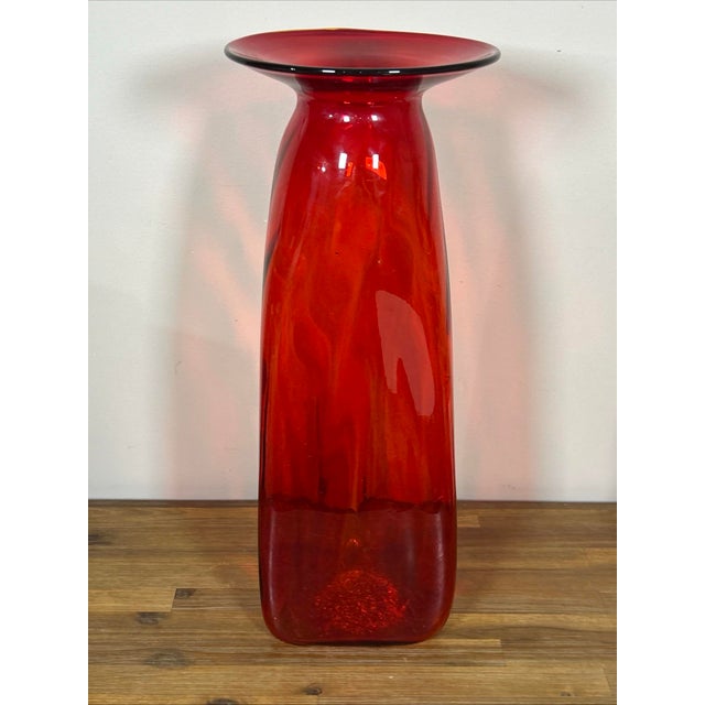 Mid-Century Modern 1970s Blenko #7049 22” Joel Meyers Optic Triangle Floor Vase Red Tangerine MCM For Sale - Image 3 of 6