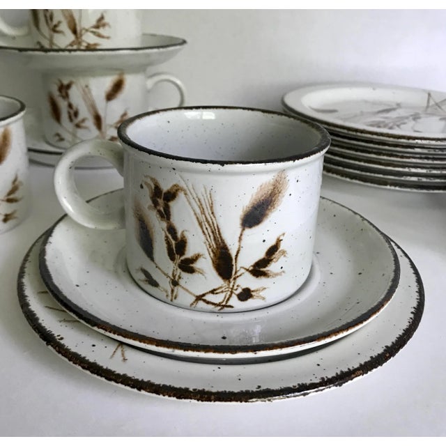 Linen 1960's Midwinter Stonehenge Tea Coffee Set With Mug Set and Luncheon Plates - 21 Pieces For Sale - Image 8 of 9