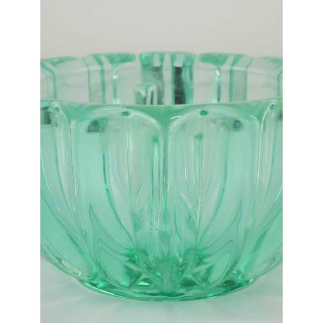 Art Deco Bowl in Green Moulded Glass by Pierre D'Avesn, 1940 For Sale - Image 4 of 7