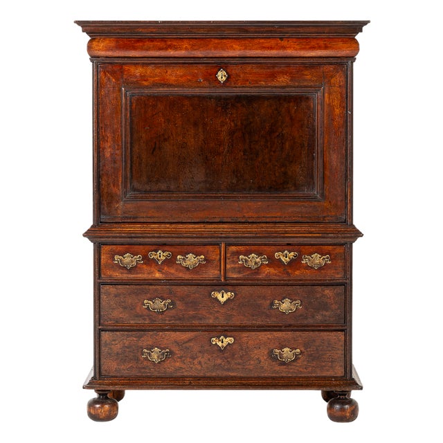 17th Century English William and Mary Walnut Escritoire For Sale